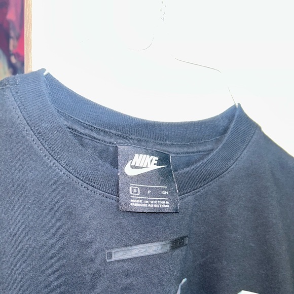 Nike Crop Top - Picture 4 of 5